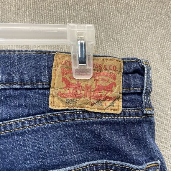 Levi's 505 Jeans Men's 36x34 Regular Fit Straight Leg - Picture 12 of 14